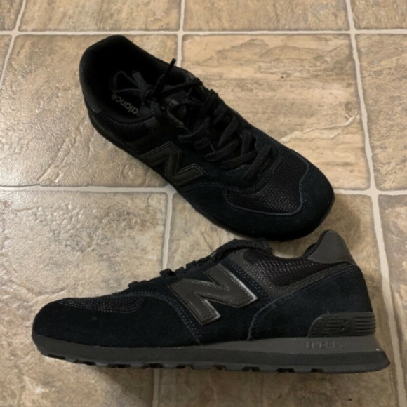 new balance 574 triple black